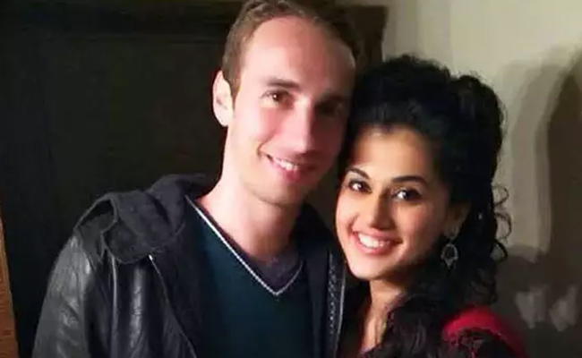 Taapsee Pannu To Marry Boyfriend Mathias Boe Photos - Sakshi17