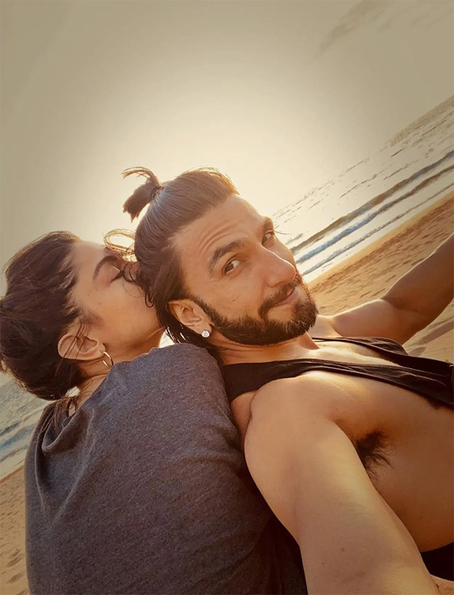 deepika padukone and ranveer singh good news - Sakshi20