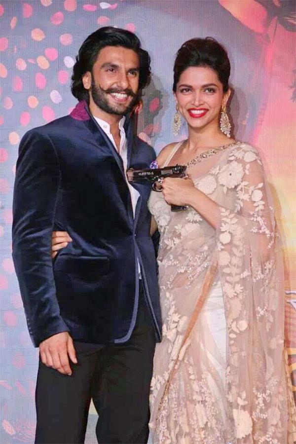 deepika padukone and ranveer singh good news - Sakshi9