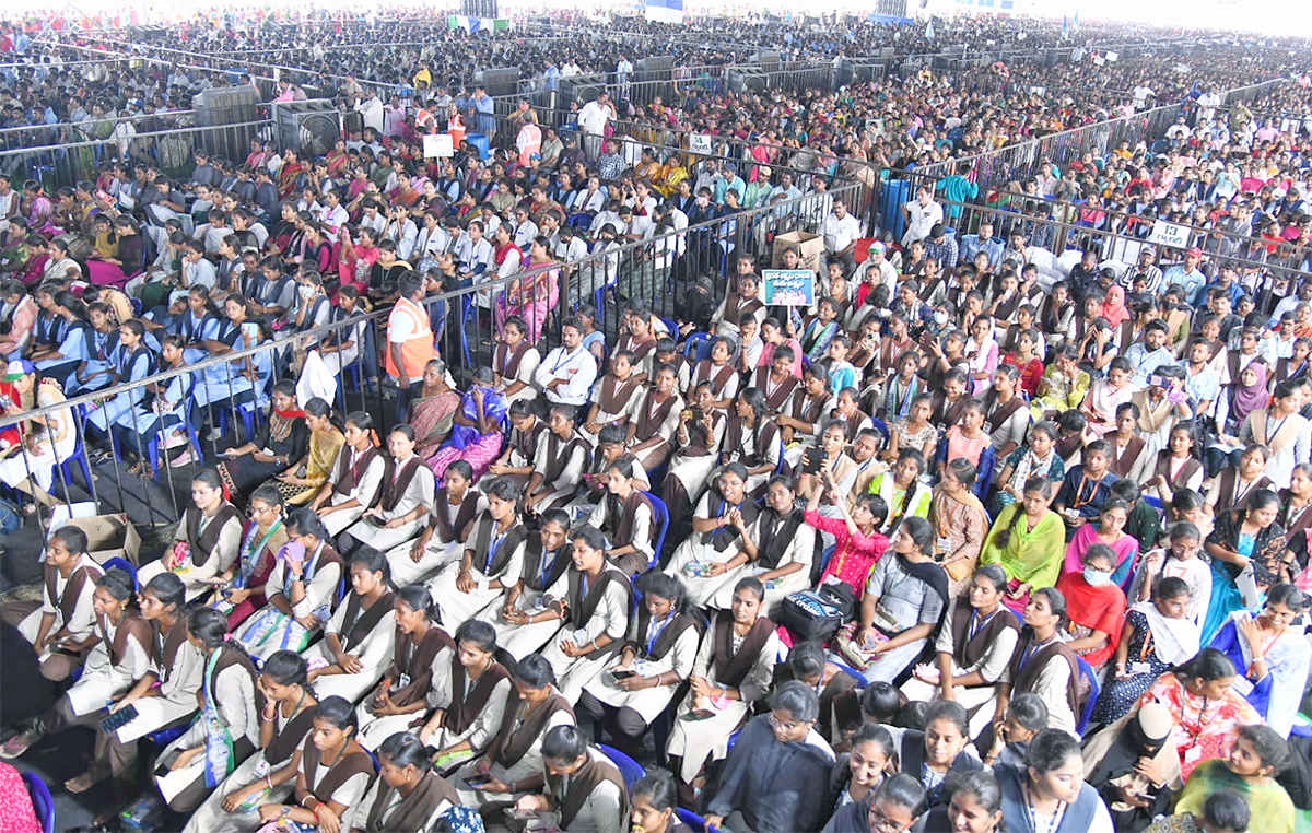 CM JAGAN Public Meeting at Pamarru - Sakshi32