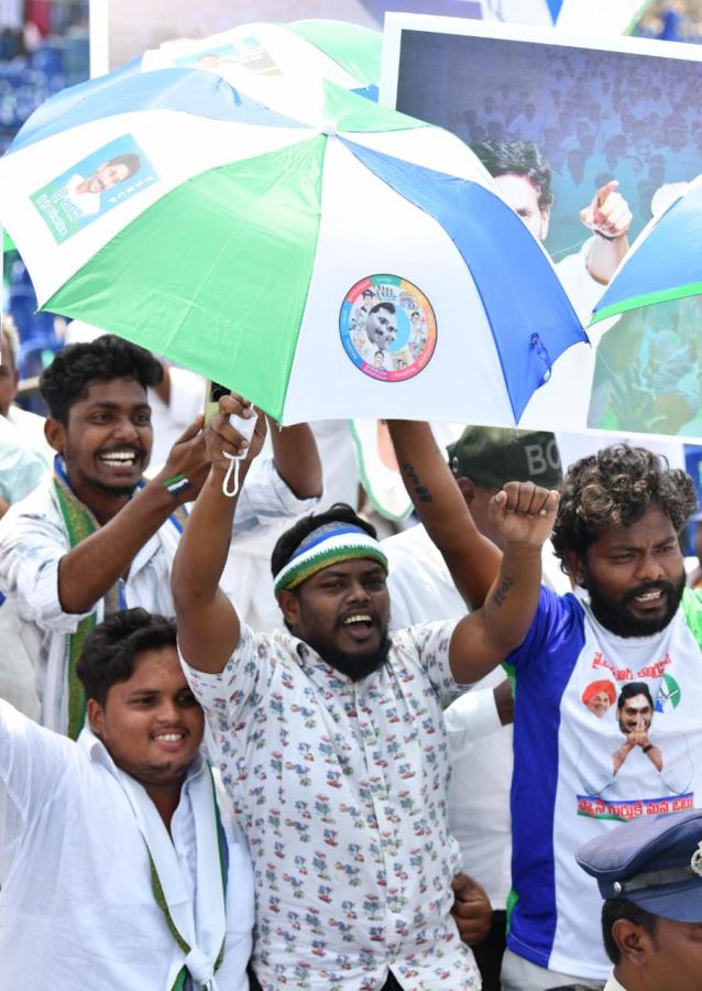 Huge Crowd At AP CM YS Jagan Medarametla Public Meeting Photos - Sakshi7