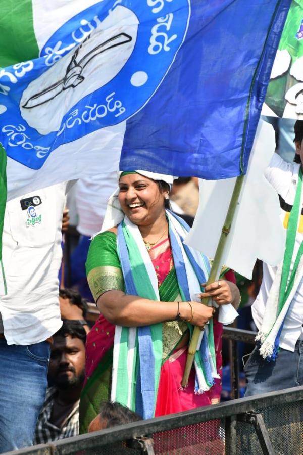 Huge Crowd At CM YS Jagan Medarametla Public Meeting Photos - Sakshi35