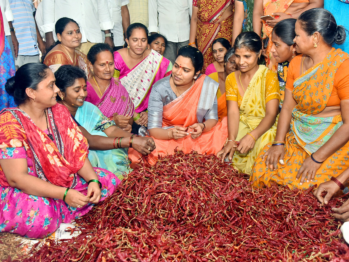 Best Photos of The Day in AP and Telangana Photo Gallery - Sakshi3