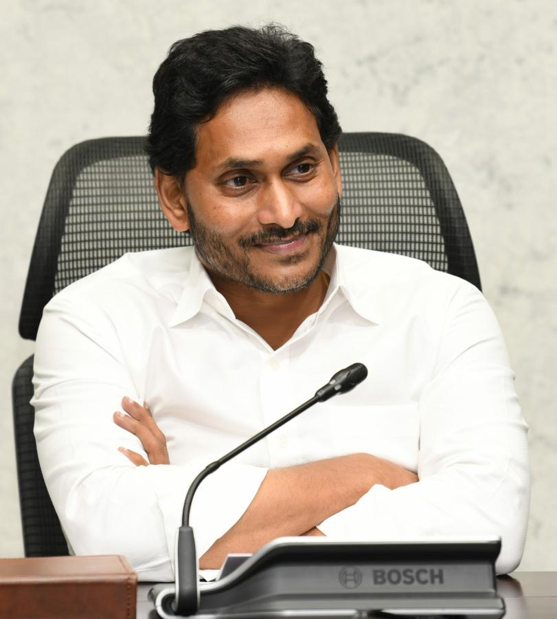 AP CM YS Jagan Released Fifth Tranche Financial Assistance To Fishermen Photos - Sakshi4