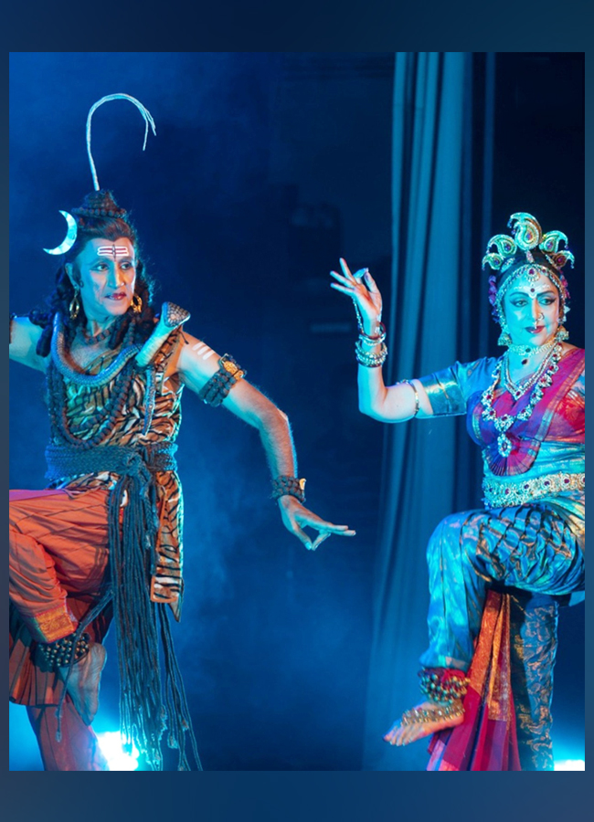 Hema Malini Performed As Parvathi Devi On Maha Shivratri - Sakshi13