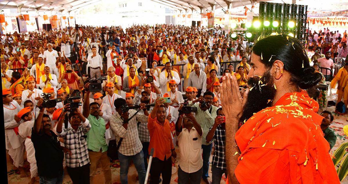 Best Photos Of The Day In AP and Baba Ramdev - Sakshi11