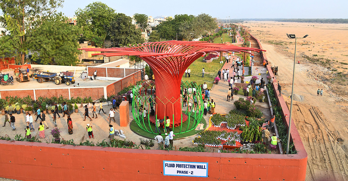 Riverfront Park New landmark of Vijayawada Photos - Sakshi11