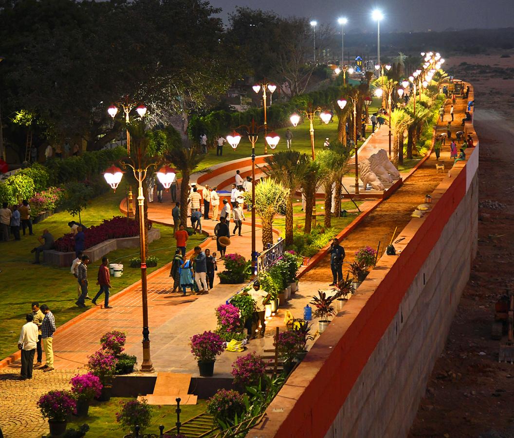 Riverfront Park New landmark of Vijayawada Photos - Sakshi14