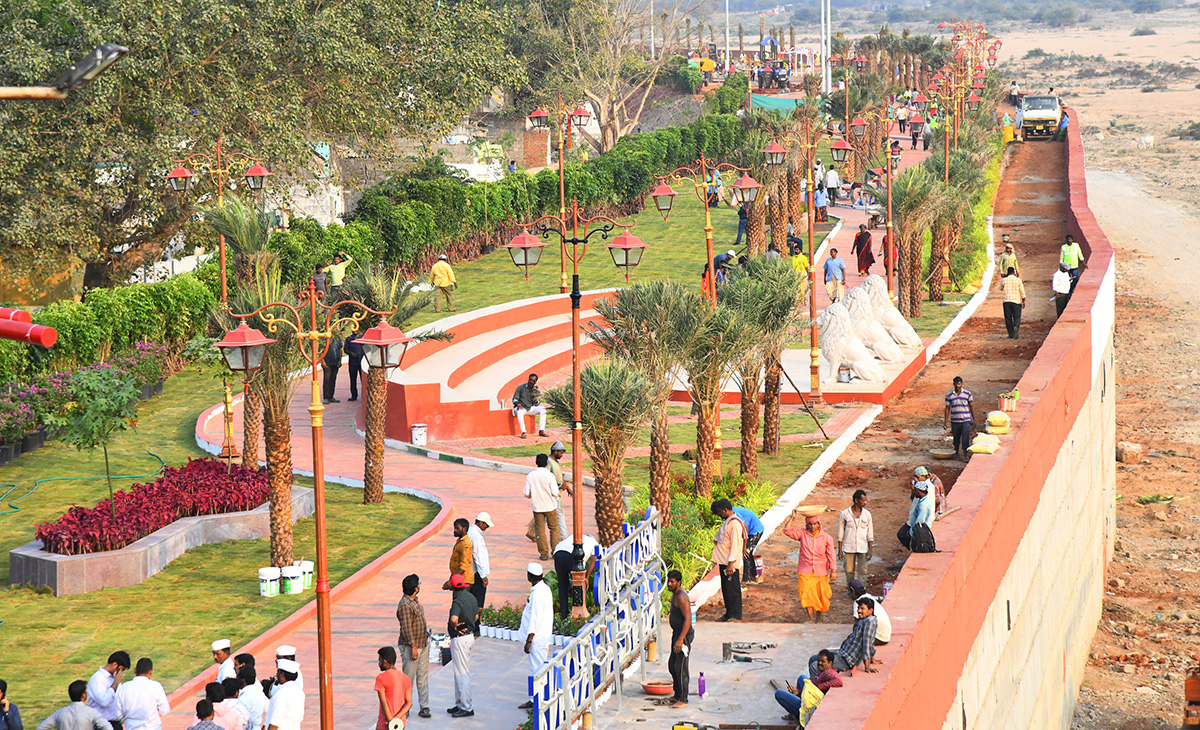 Riverfront Park New landmark of Vijayawada Photos - Sakshi16