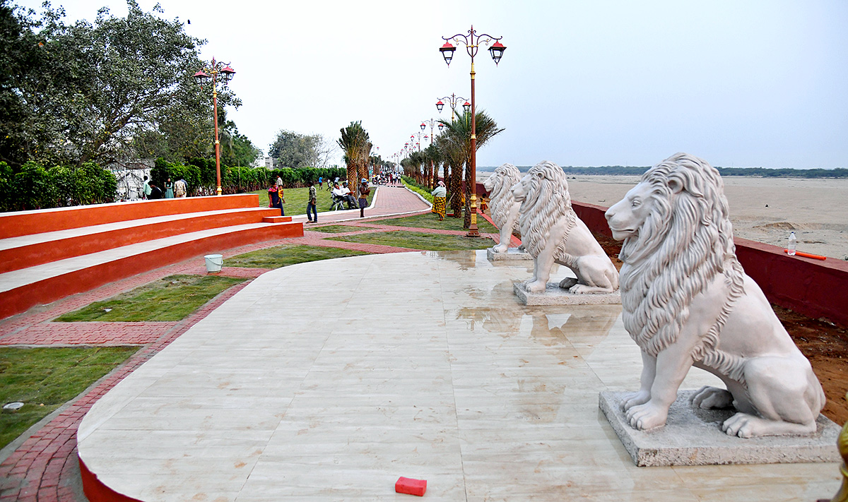 Riverfront Park New landmark of Vijayawada Photos - Sakshi4