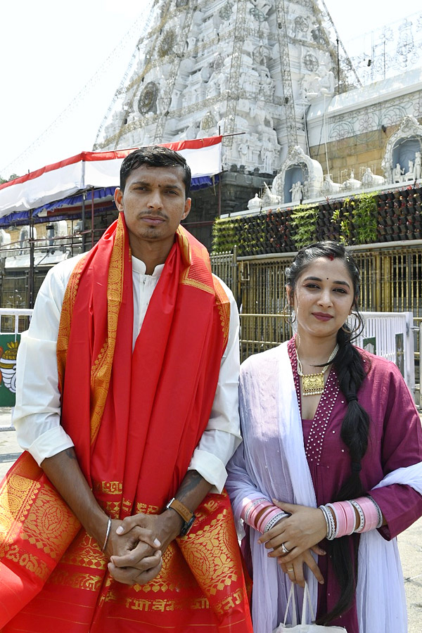 Cricketer Navdeep Saini visits Tirumala With His Wife Photos - Sakshi2