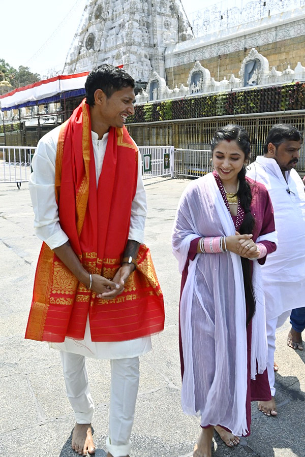 Cricketer Navdeep Saini visits Tirumala With His Wife Photos - Sakshi11