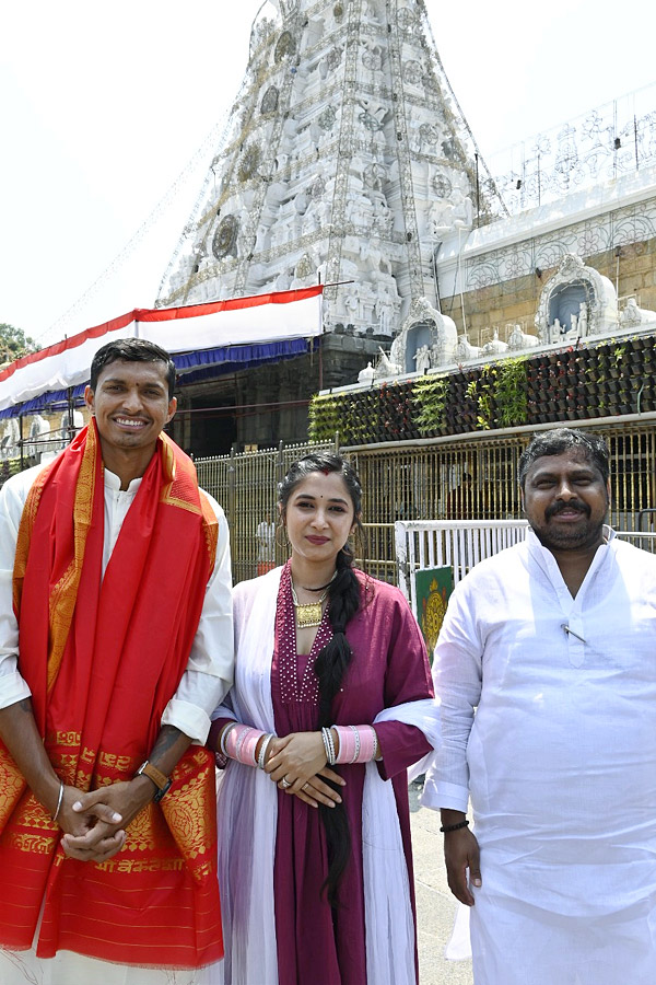 Cricketer Navdeep Saini visits Tirumala With His Wife Photos - Sakshi19