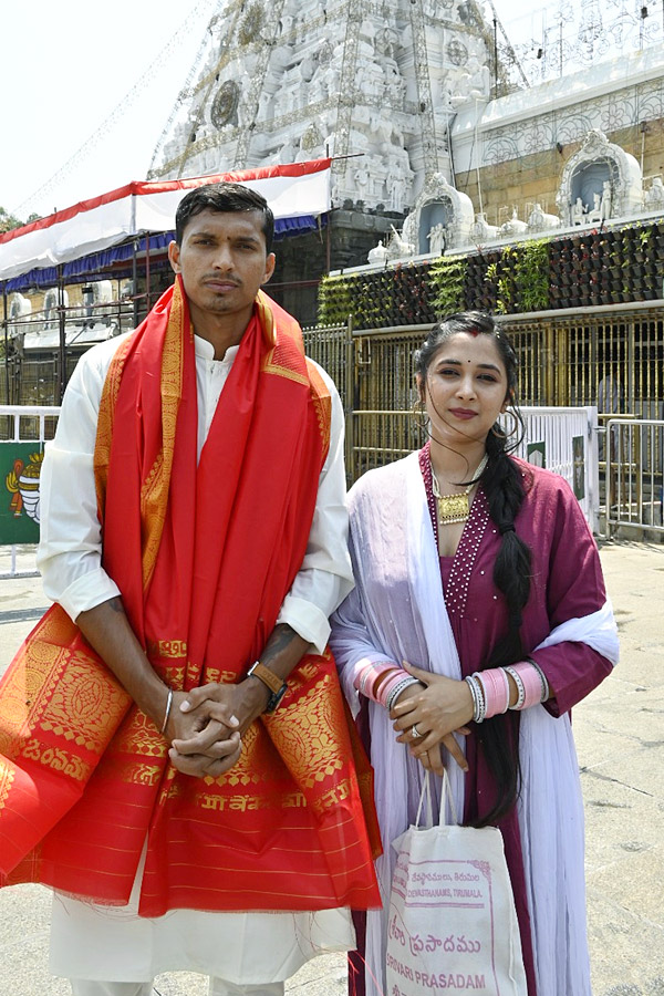 Cricketer Navdeep Saini visits Tirumala With His Wife Photos - Sakshi5