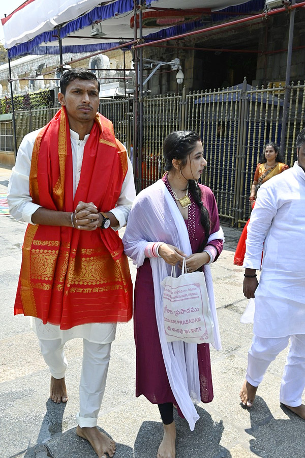 Cricketer Navdeep Saini visits Tirumala With His Wife Photos - Sakshi7