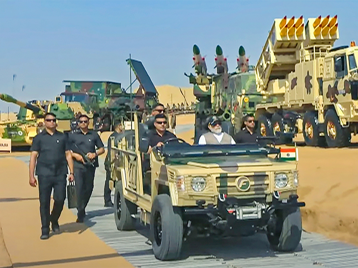 Indian Army on display during the Exercise Bharat Shakti in Pokhran - Sakshi2