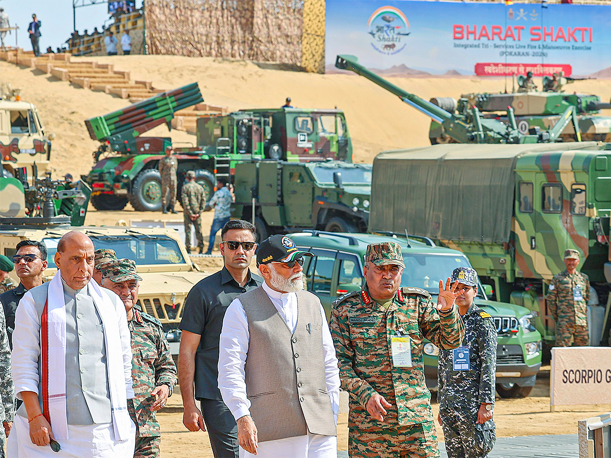 Indian Army on display during the Exercise Bharat Shakti in Pokhran - Sakshi29