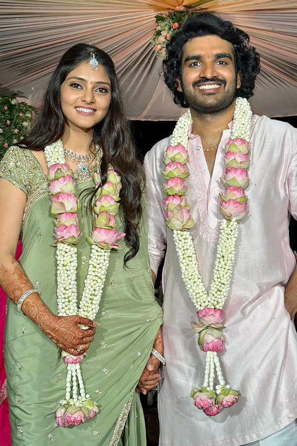 Kiran Abbavaram and Rahasya Gorak Engagement Photos - Sakshi8