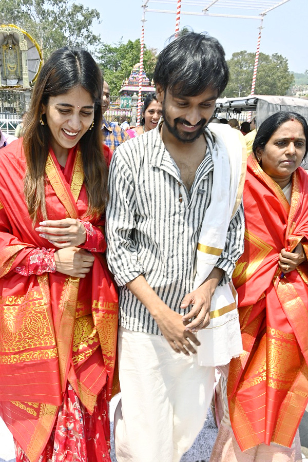 Vishwak Sen, Chandini Choudary and Gaami Movie team visits Tirumala Photos - Sakshi4