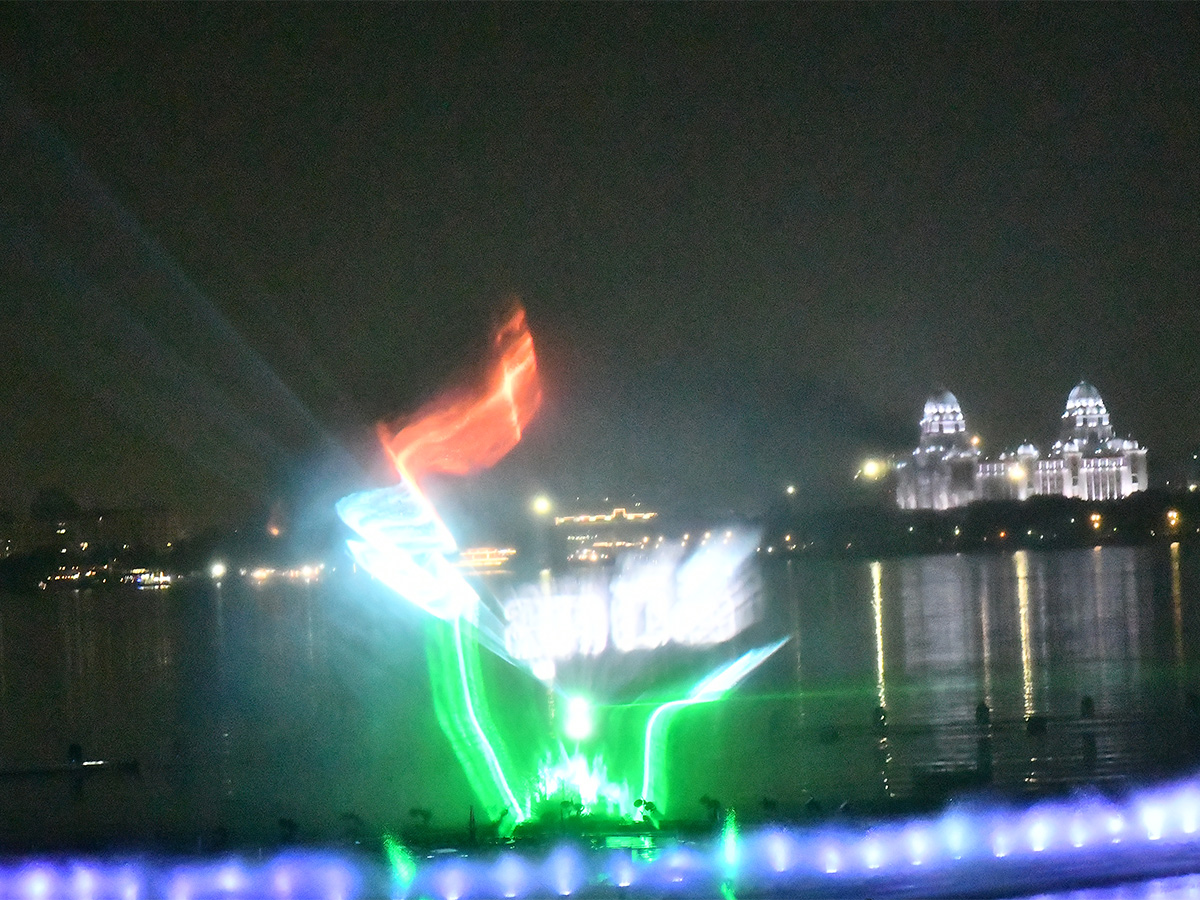 Water Laser Show at Tankbund Hyderabad - Sakshi11