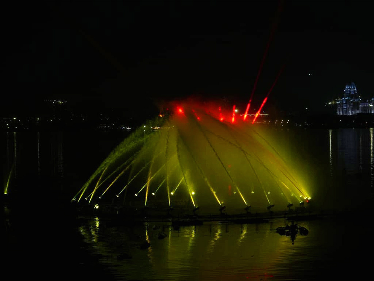 Water Laser Show at Tankbund Hyderabad - Sakshi22