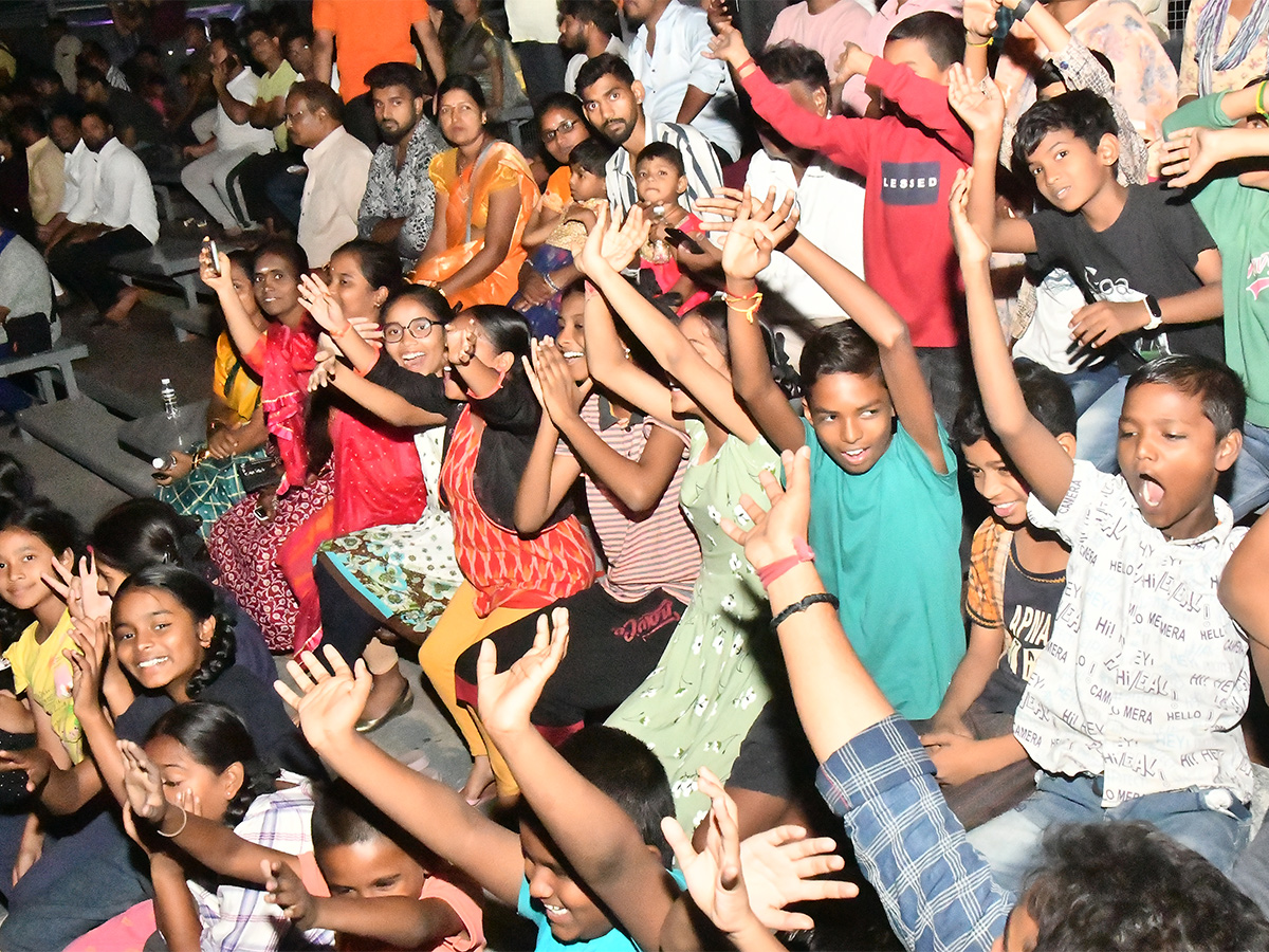 Water Laser Show at Tankbund Hyderabad - Sakshi3