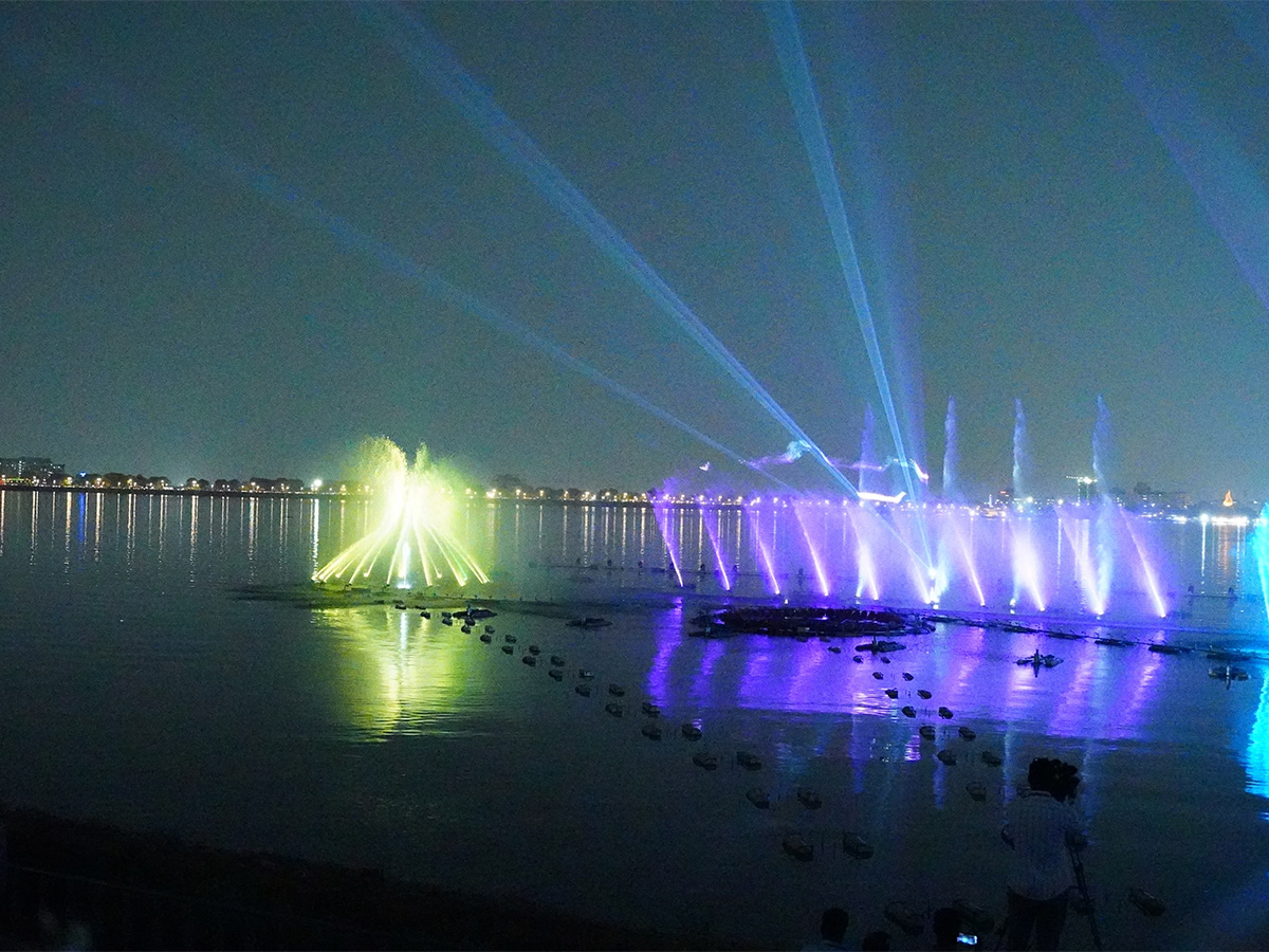 Water Laser Show at Tankbund Hyderabad - Sakshi6