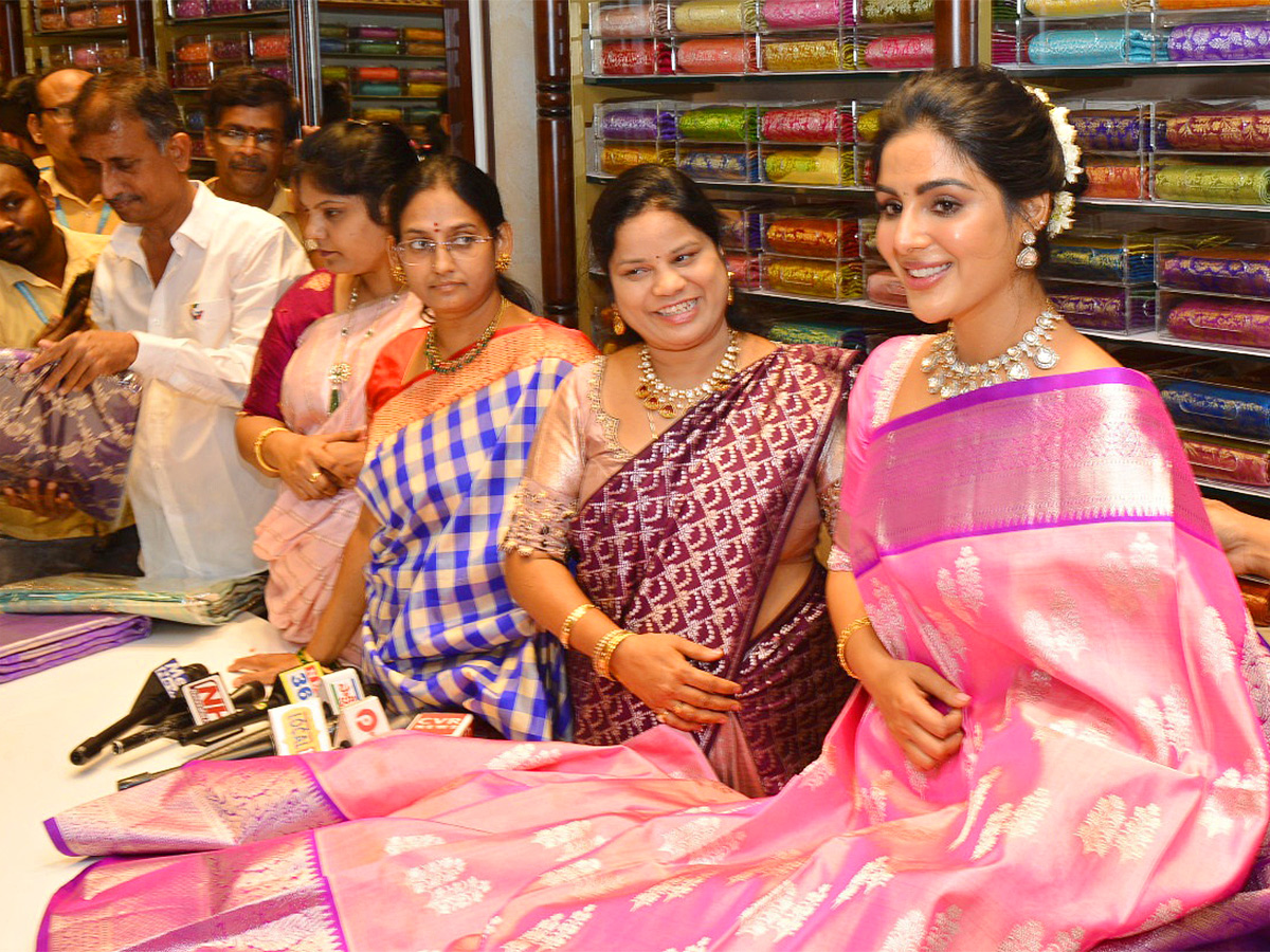 Actress Samyuktha menon at kurnool - Sakshi3