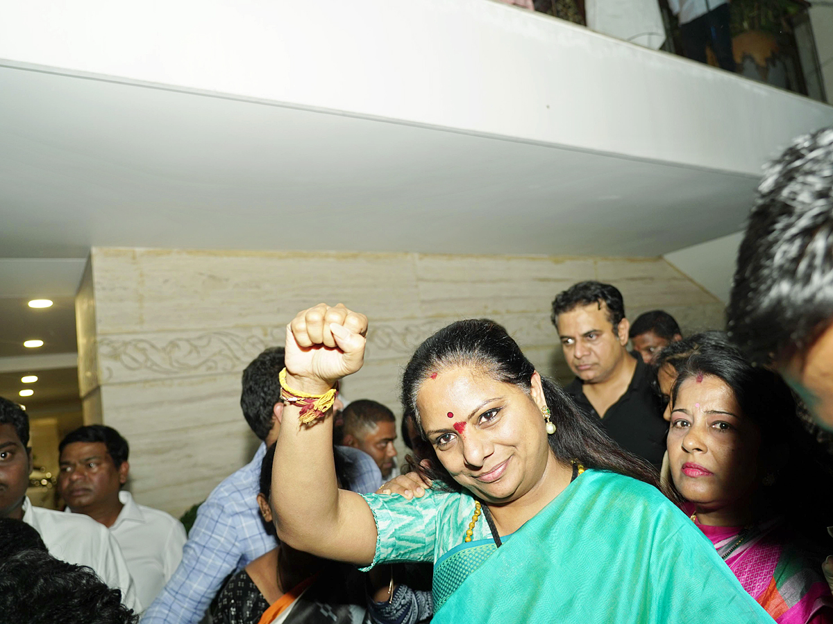 BRS Leader MLC Kavitha Arrested By ED In Delhi Liquor Policy Scam PHotos - Sakshi2