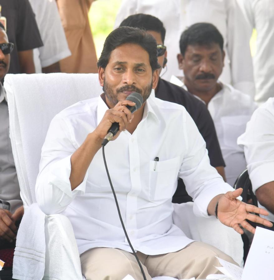 CM YS Jagan Mohan Reddy At Idupulapaya Photos - Sakshi12