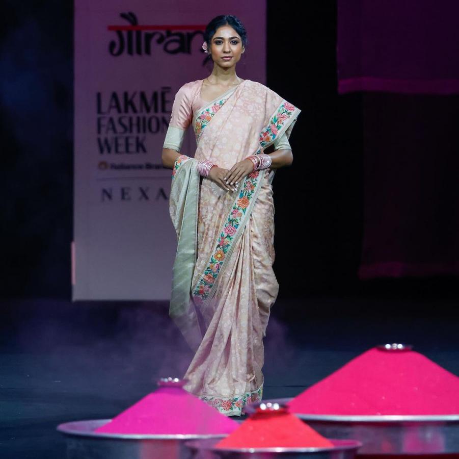 LakmeFashion Week 2024 traditonal looks photos goes viral - Sakshi14