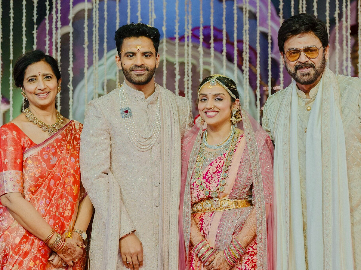 Venkatesh Second Daughter Hayavahini Wedding PHotos - Sakshi3