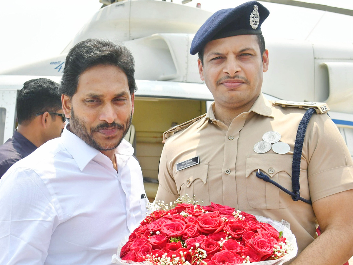 YSRCP announces candidates for Andhra Pradesh Assembly and Lok Sabha seats PHotos - Sakshi7