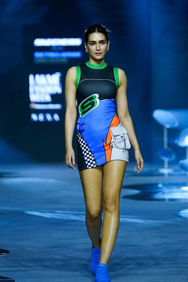 Lakme Fashion Week 2024 popular models photos goes viral - Sakshi4