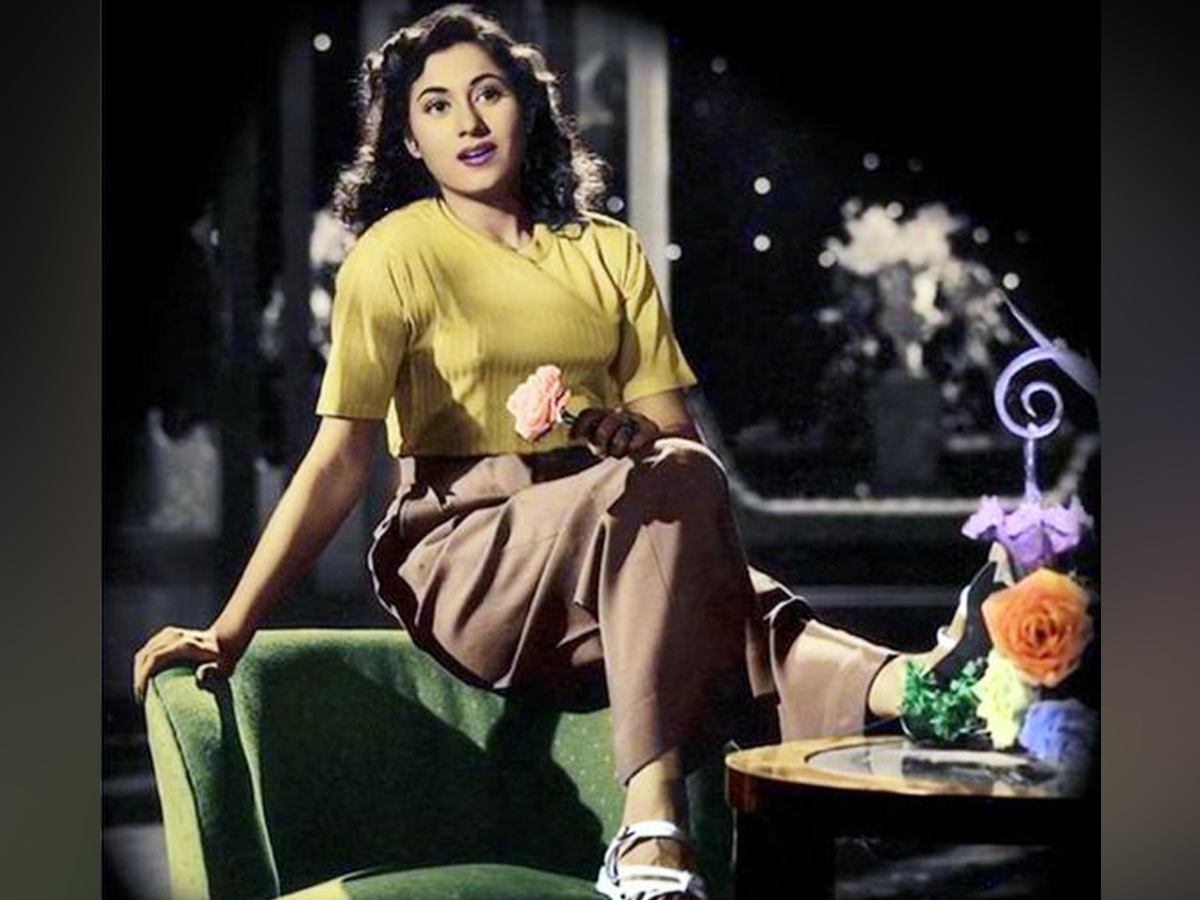 The Bollywood Beauty Queen Madhubala Rare Photos - Sakshi2