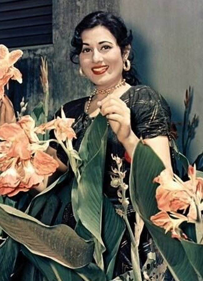 The Bollywood Beauty Queen Madhubala Rare Photos - Sakshi22