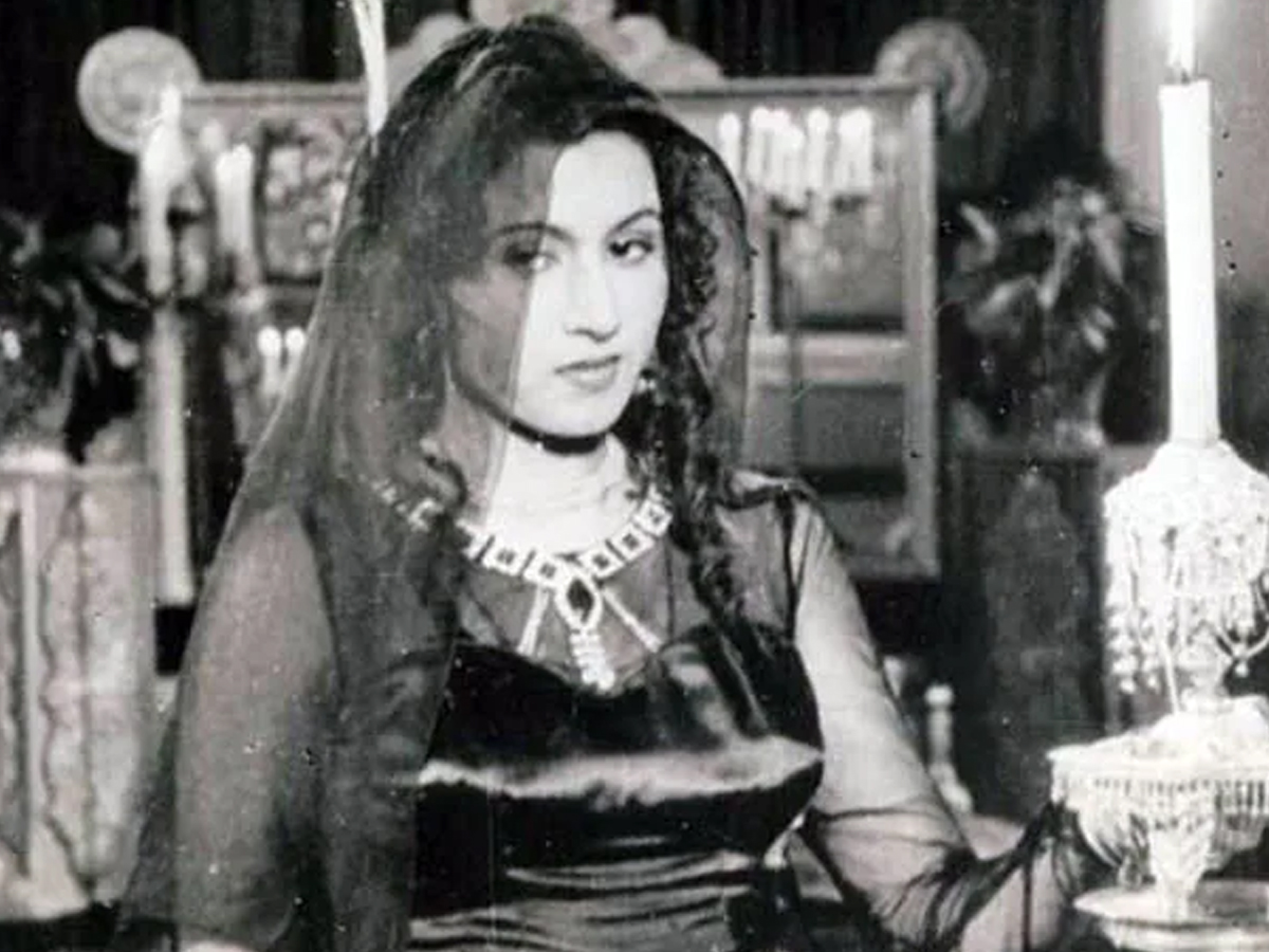 The Bollywood Beauty Queen Madhubala Rare Photos - Sakshi13