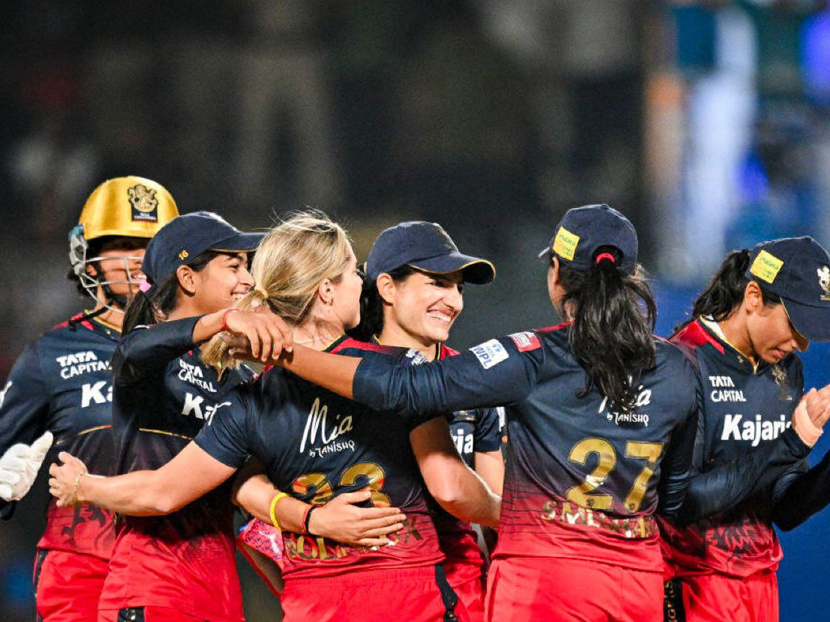 Royal Challengers Bangalore beat Delhi Capitals to win title Photos - Sakshi9