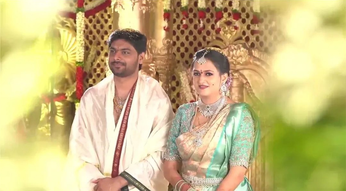 Singer Harika Narayan Wedding Photos - Sakshi24