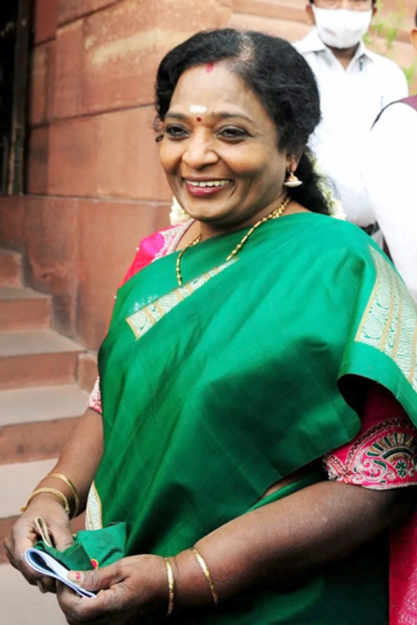 Telangana governor Tamilisai Soundararajan resigns Photos - Sakshi13