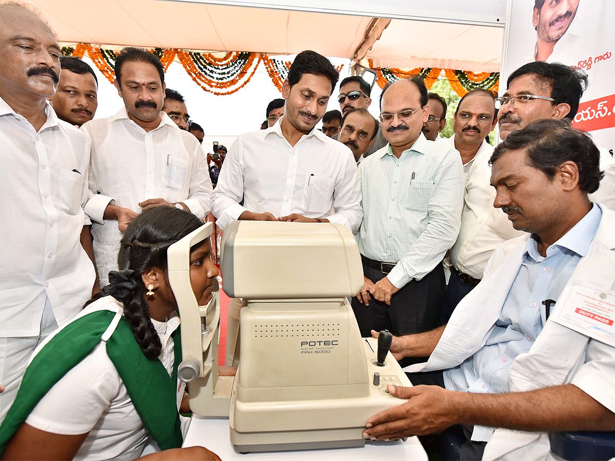 CM YS Jagan Launches Various Schemes Photos - Sakshi19