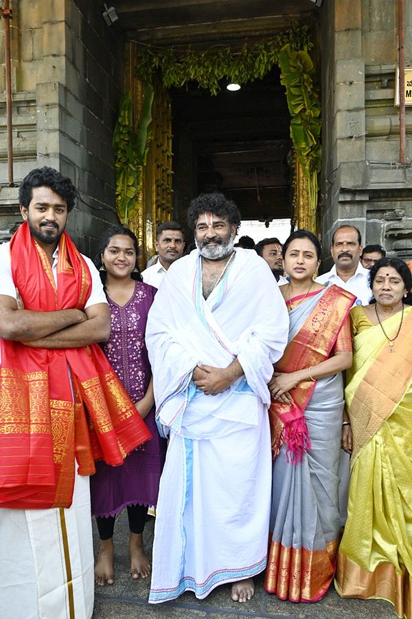 Tollywood Celebrities Special Prayers At Tirumala Tirupati Photos - Sakshi5