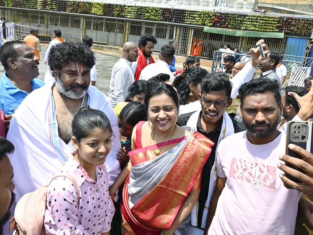 Tollywood Celebrities Special Prayers At Tirumala Tirupati Photos - Sakshi10