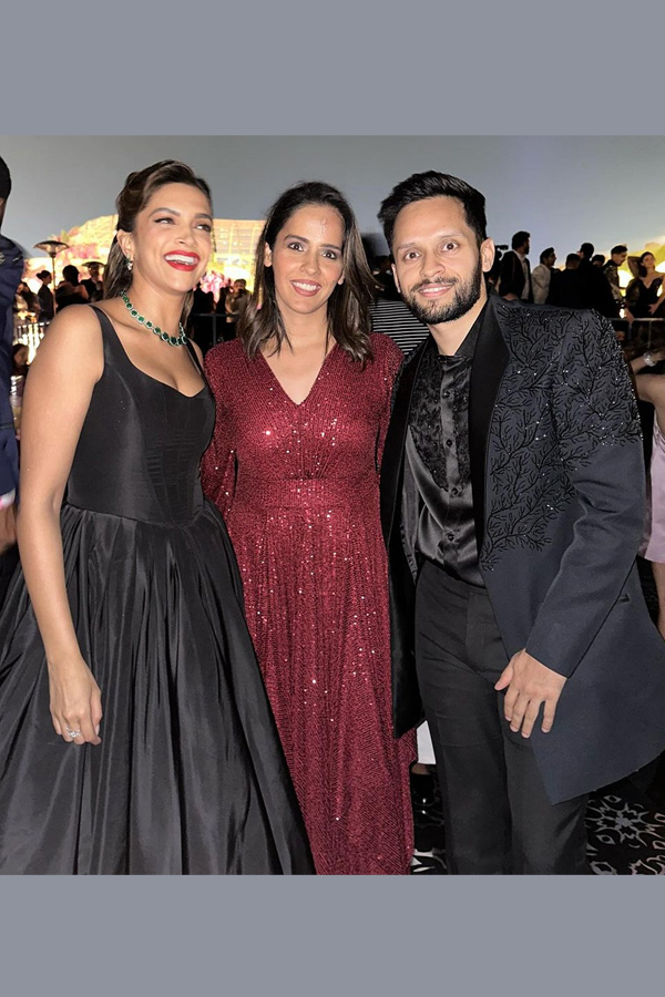 Saina Nehwal sizzles with husband Parupalli Kashyap at the Anant Ambani Pre Wedding photos - Sakshi8