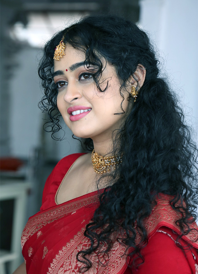 Actress Apsara Rani hot photoshoot - Sakshi9