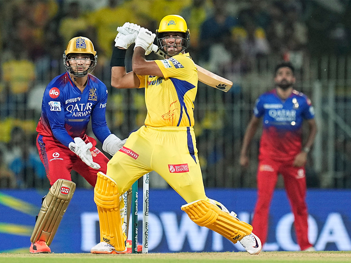 cricket match between Chennai Super Kings and Royal Challengers Bengaluru - Sakshi8