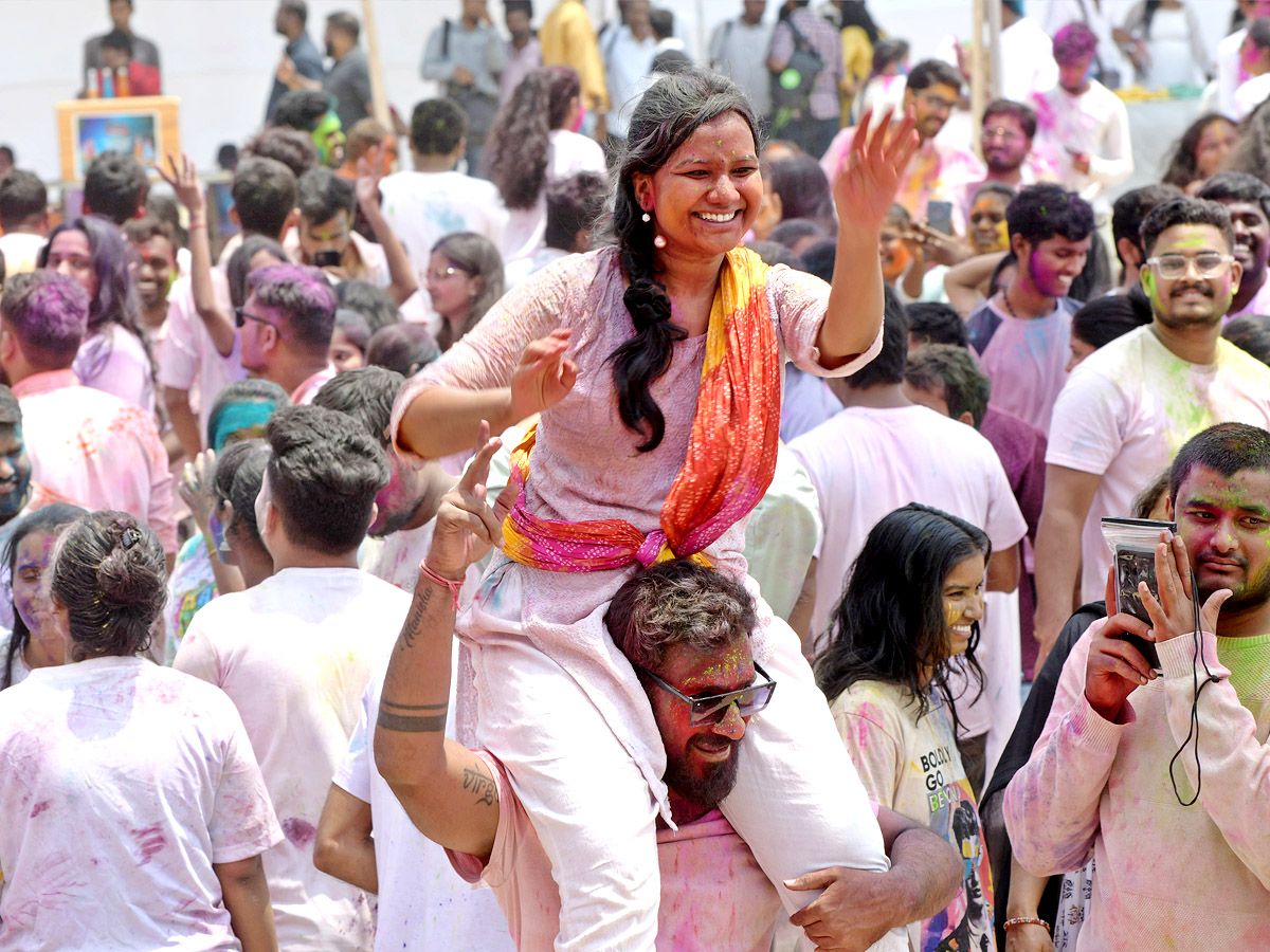 Hyderabad: Holi Celebrations at Huda Playground Photos - Sakshi16