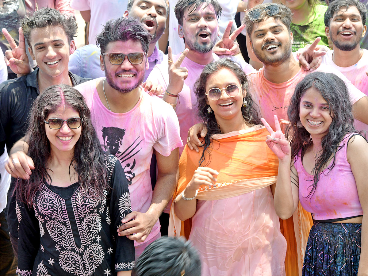 Hyderabad: Holi Celebrations at Huda Playground Photos - Sakshi20