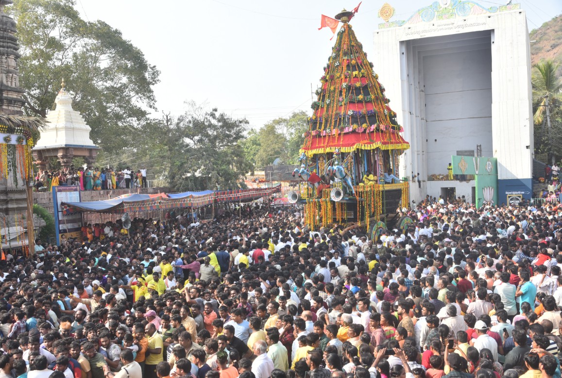 Sri Panakala Narasimha Swamy Rathotsavam Mangalagiri Photos - Sakshi1