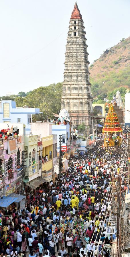 Sri Panakala Narasimha Swamy Rathotsavam Mangalagiri Photos - Sakshi3